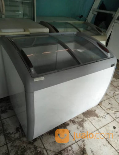 SLIDING CURVE GLASS FREEZER 350 L (BEKAS BERGARANSI)