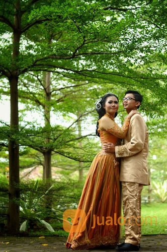 Jasa Foto Wedding, Prawedding, Foto Produk, Ulang Tahun, Foto Couple Dll.