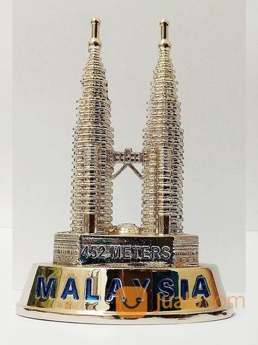 Miniatur Menara Petronas Twin Towers Souvenir Malaysia Replika Pajangan Tower