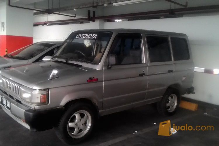  Kijang Rover  90 Jakarta Pusat Jualo