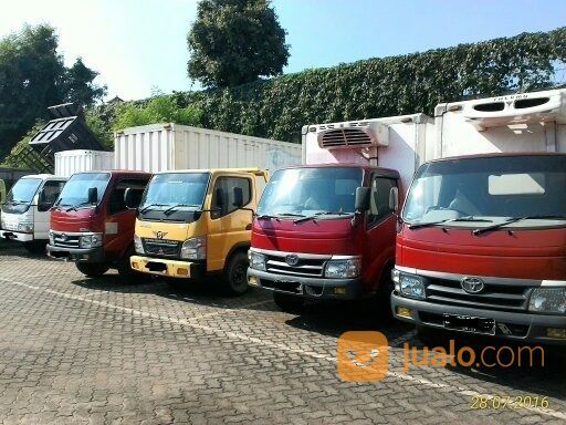 Rental Mobilbox Kering Dan Berpendingin/Freezer