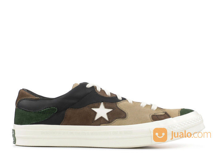 brown converse one star