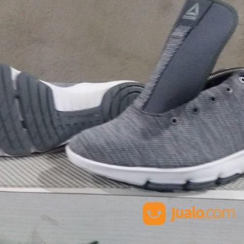 Shoe Clean Indonesia di Kota Tangerang Selatan, Banten