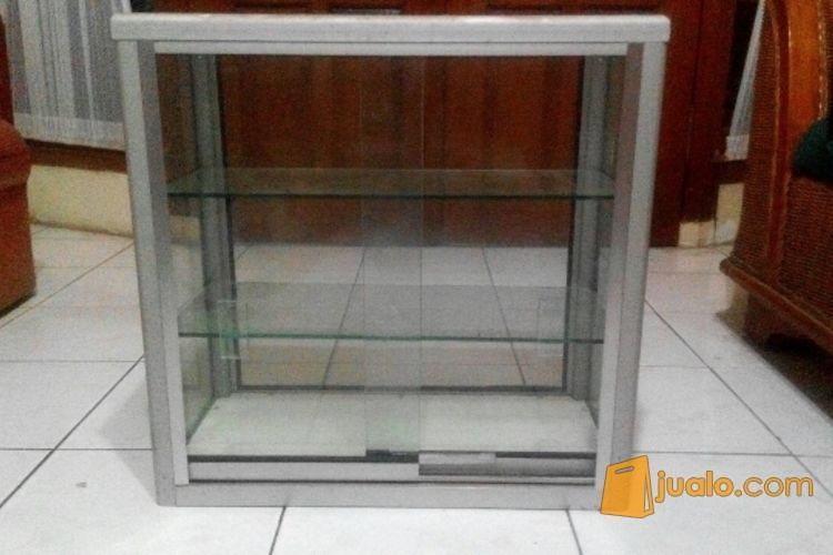 Harga etalase bekas ukuran 1 5 meter