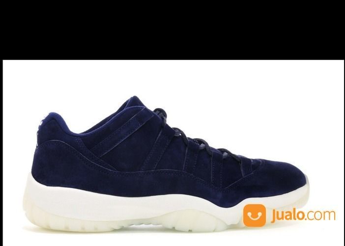 air jordan 11 retro low jeter