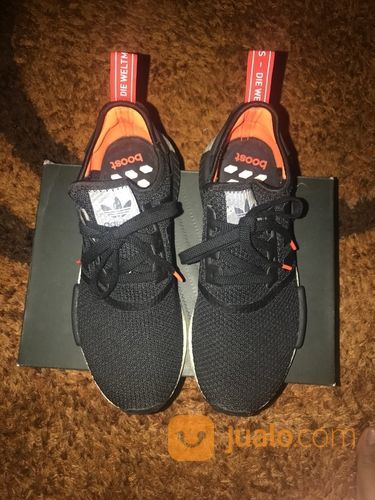 adidas nmd r1 core black solar orange