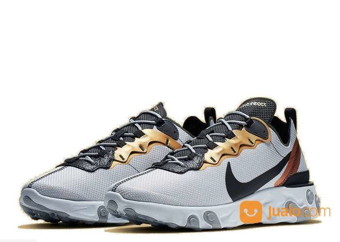 nike react element gold