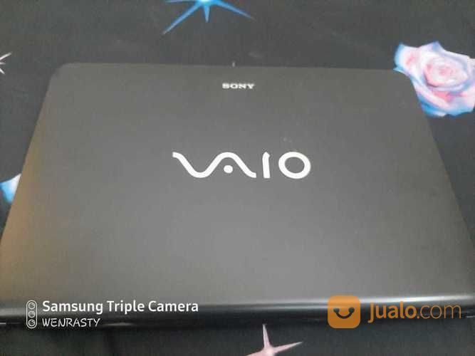 Sony Vaio E Series SVE141R11W I3