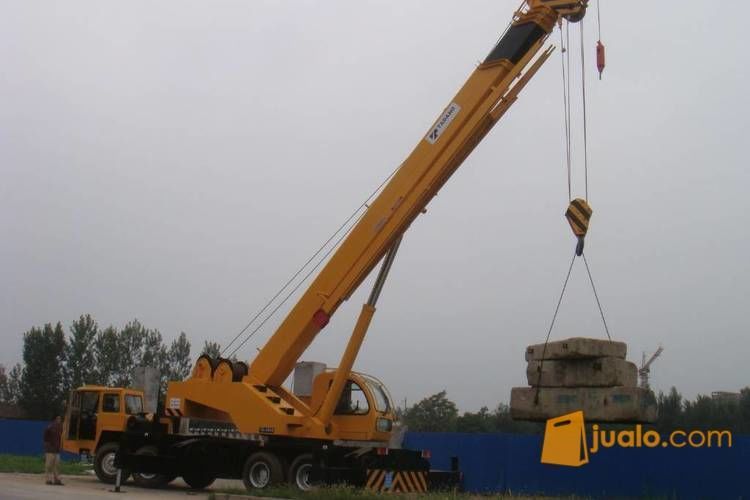 Harga Sewa Mobil Crane 25 Ton