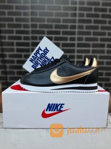 sepatu cortez nike