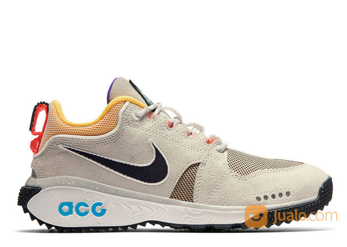 nike dog mountain acg