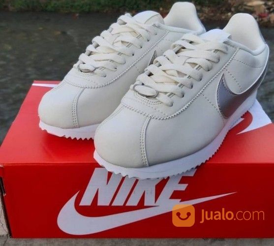 sepatu cortez