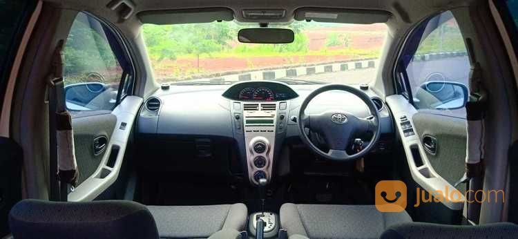 Toyota Yaris 2010 Automatic