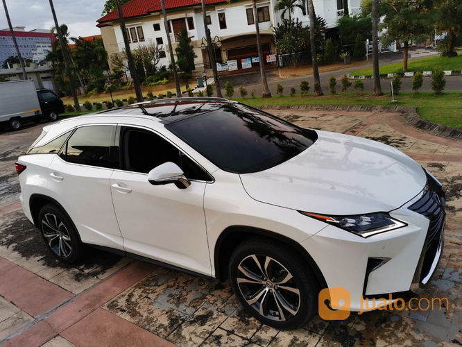 Lexus RX200T Luxury 2.0 AT 2017 KM Sedikit