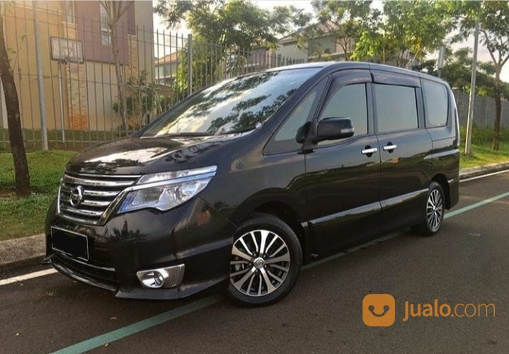 Nissan Serena HWS 2015 Hitam Tgn 01 TERAWAT