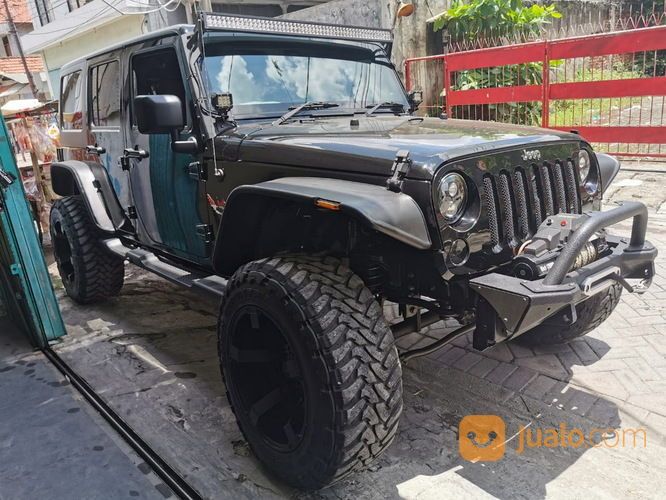 Jual Beli Mobil  Jeep  Baru Bekas  di Jawa Timur Jualo