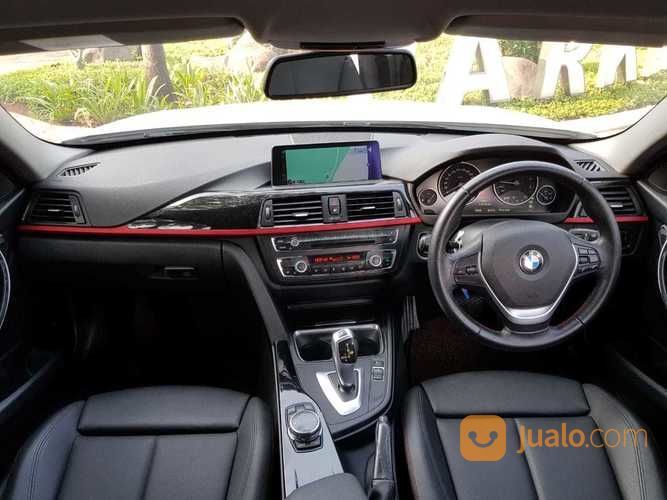 BMW 320i Sport AT 2014,Sedan Sportif Yang Berkelas