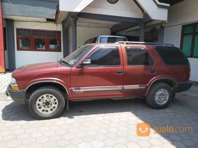 OPEL BLAZER 2000 Warna Merah