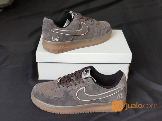 Sepatu Nike Air Force 1 X Reigning 