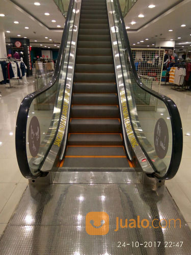 Escalator Dan Movingwalk FUJITA