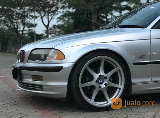 BMW 318i E46 Triptonic Matic 2000 Silver KM 100.000 TERAWAT