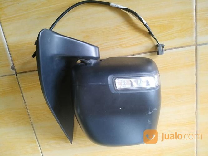 Spion Daihatsu Grand Max Pakai Sen Sebelah Kanan