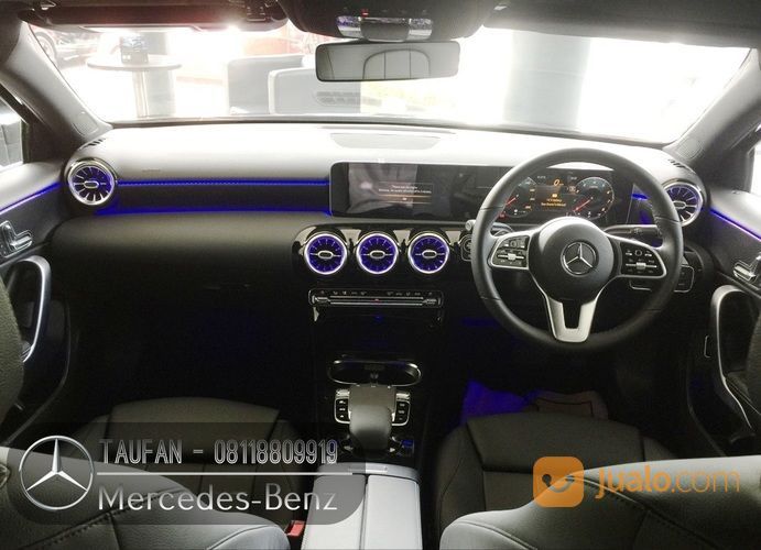 Mercedes-Benz A200 Sedan Hitam 2020 (NIK 2019) Promo Bunga 0% Dealer MercedesBenz Jakarta