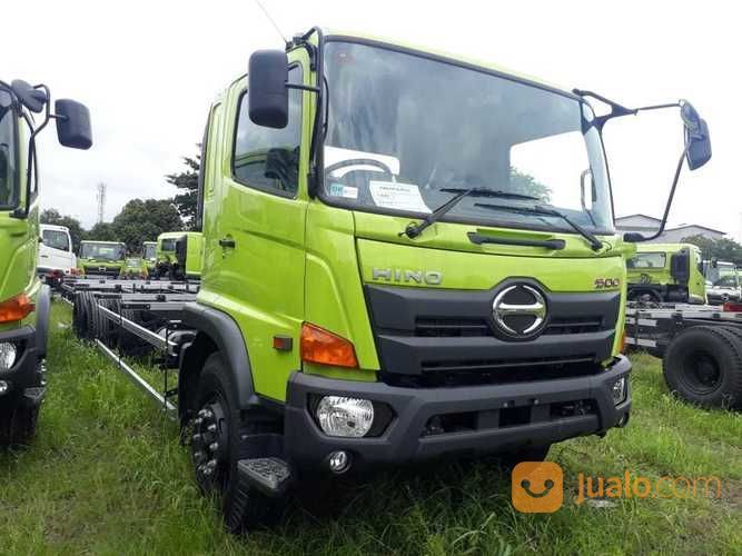 Hino Tronton 500