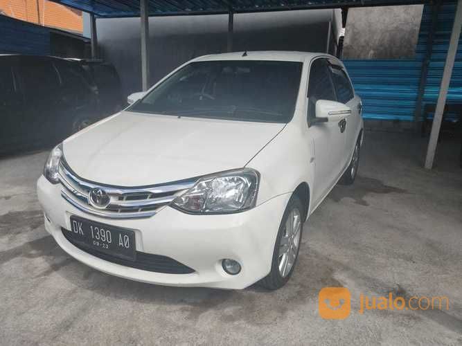 Toyota Etios Valco 2013 Manual Putih