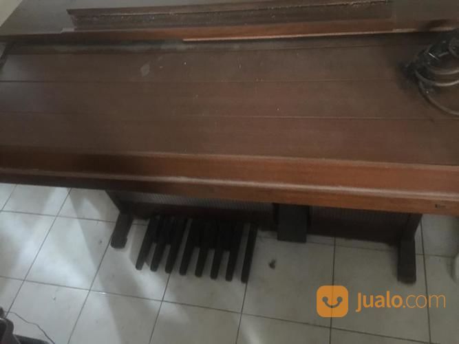 Piano Yamaha 1990