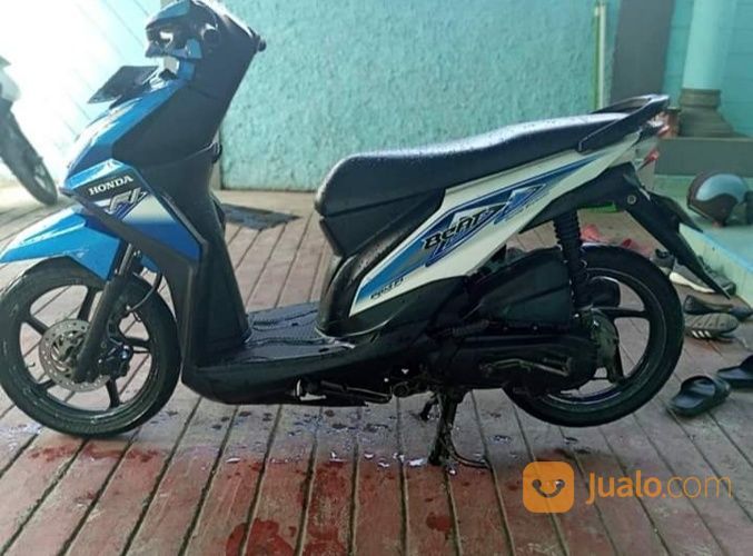 Tahun 2014 Honda Beat Warna Biru