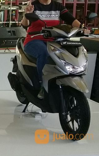 Honda Beat Deluxe ( Promo Credit )