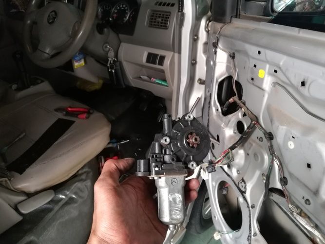 Servis Power Window Mobil