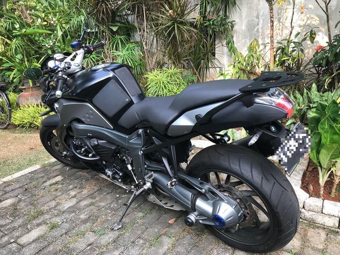 Motor BMW K 1300 R ( Resmi Hanya 1 Unit Di Indonesia)