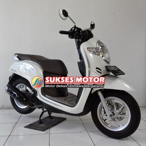 Honda Scoopy Tahun 2019 Putih Kondisi Mantap Punya