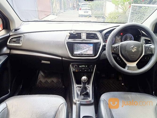 Suzuki Scross Manual Pmk Sept 2018 Asli Bali