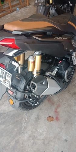 Cover Shock Belakang Honda Adv