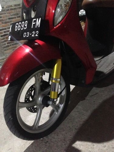 Cover Shock Depan Yamaha Fino