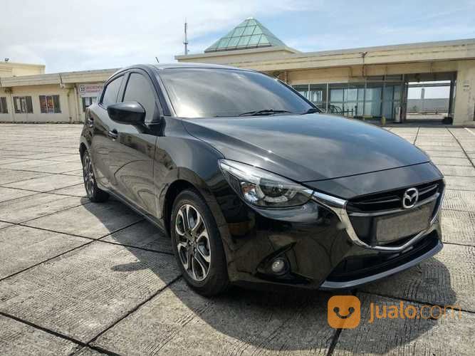 Mazda2 GT Skyactiv 1.5 AT 2015 Hitam Full Option