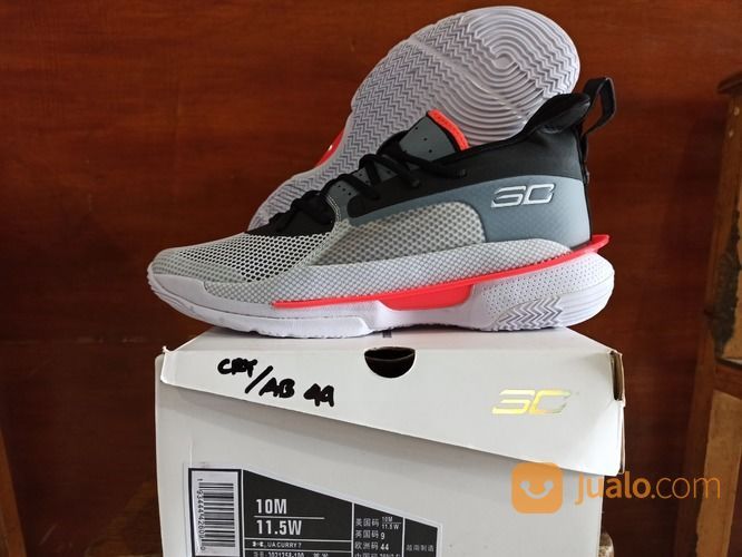 harga under armour curry 7