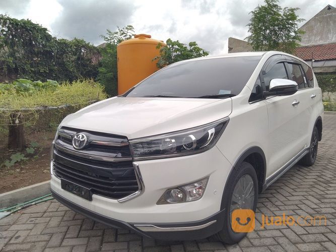 [SUPER SALE TOYOTA AGUSTUS] Toyota KIJANG INNOVA VENTURER 2.0 BENSIN MANUAL 2020