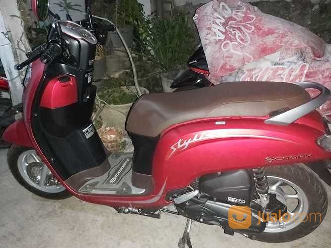 Scoopy Stylish Matte Red 2020 Terawat