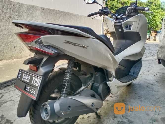 HONDA PCX CBS 2019 PUTIH