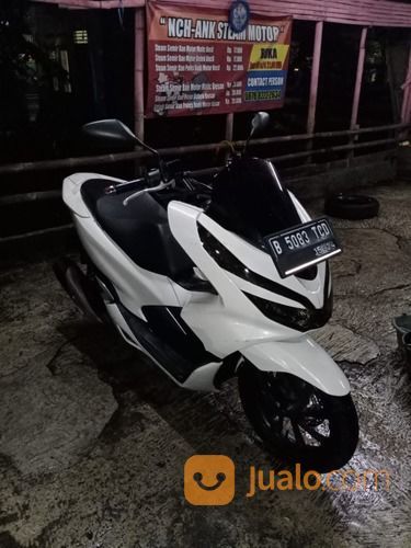 HONDA PCX CBS 2019 PUTIH