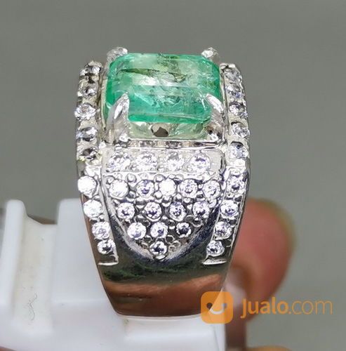 Batu Permata Hijau Zamrud Emerald Colombia Bersertifikat