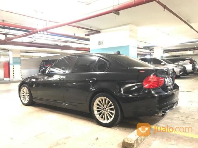 BMW 320i E90 2011 LCi FaceliftLuxury Business Edition Black Siap Pakai