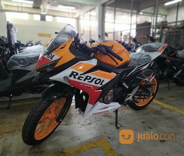 Honda CBR 150R ( PROMO CREDIT )