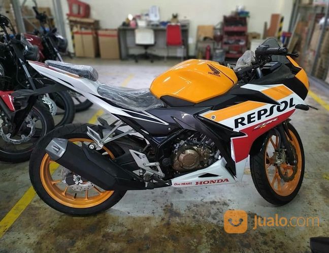 Honda CBR 150R ( PROMO CREDIT )