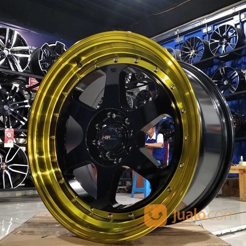 Velg Mobil Avanza Rumoi Hsr Ring 17 Pcd 4x100/114,3 Black Gold Lips