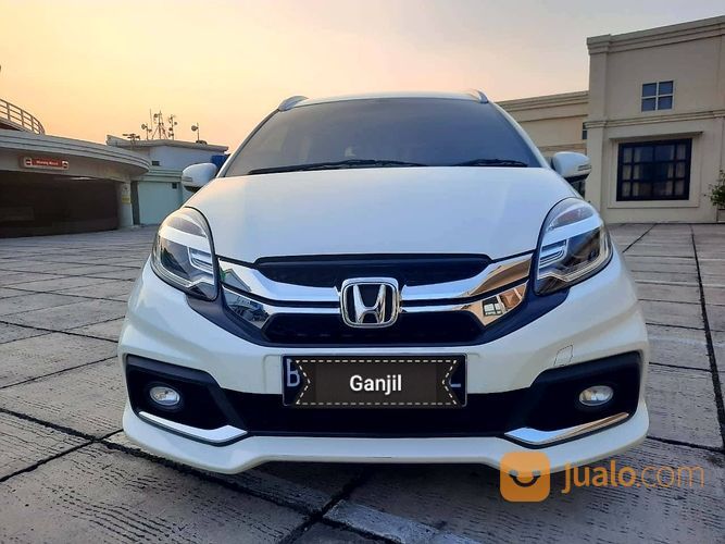 Honda Mobilio RS 1.5 CVT 2015 Putih MPV B.U